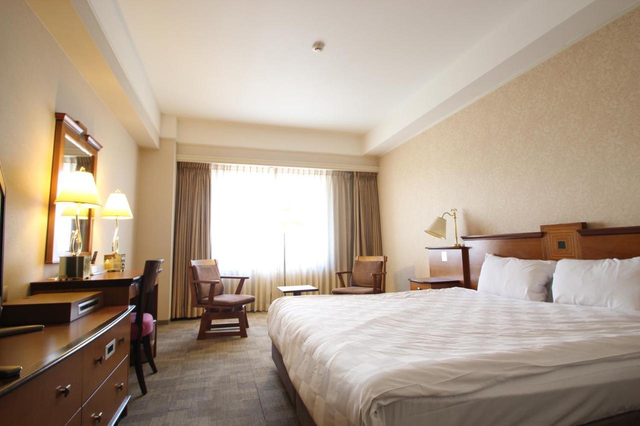 Court Hotel Курасікі Екстер'єр фото